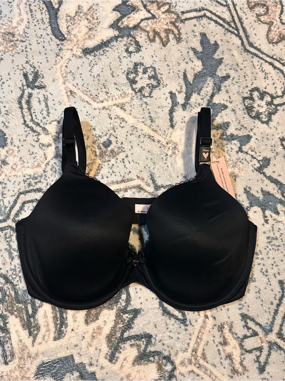 Victoria's Secret Body by Victoria Black Bra Lined Perfect Coverage 34DD